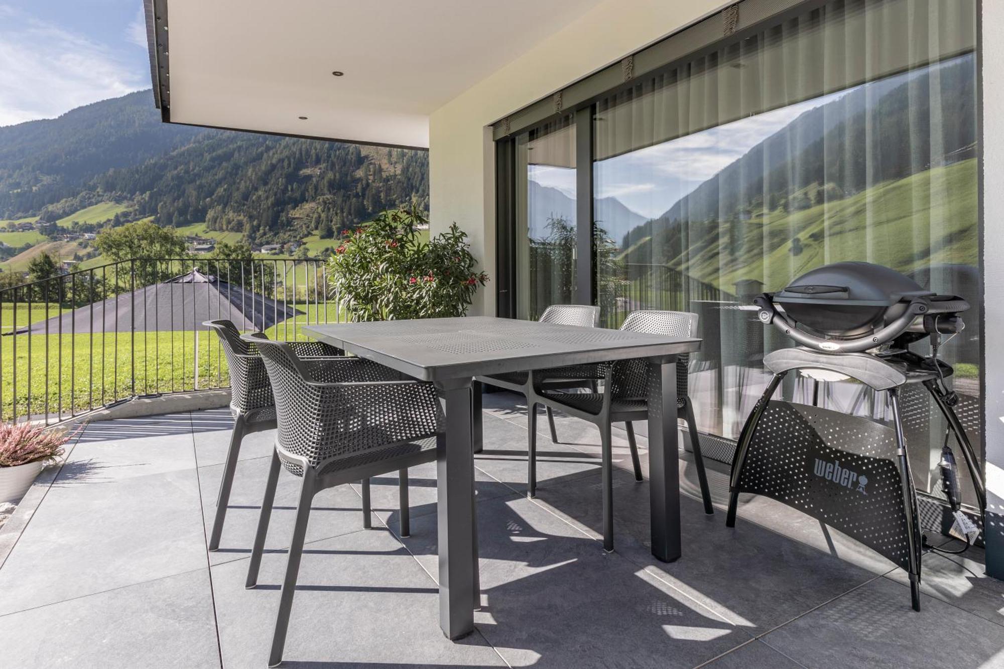 Bergmadl Apartments Neustift im Stubaital Buitenkant foto