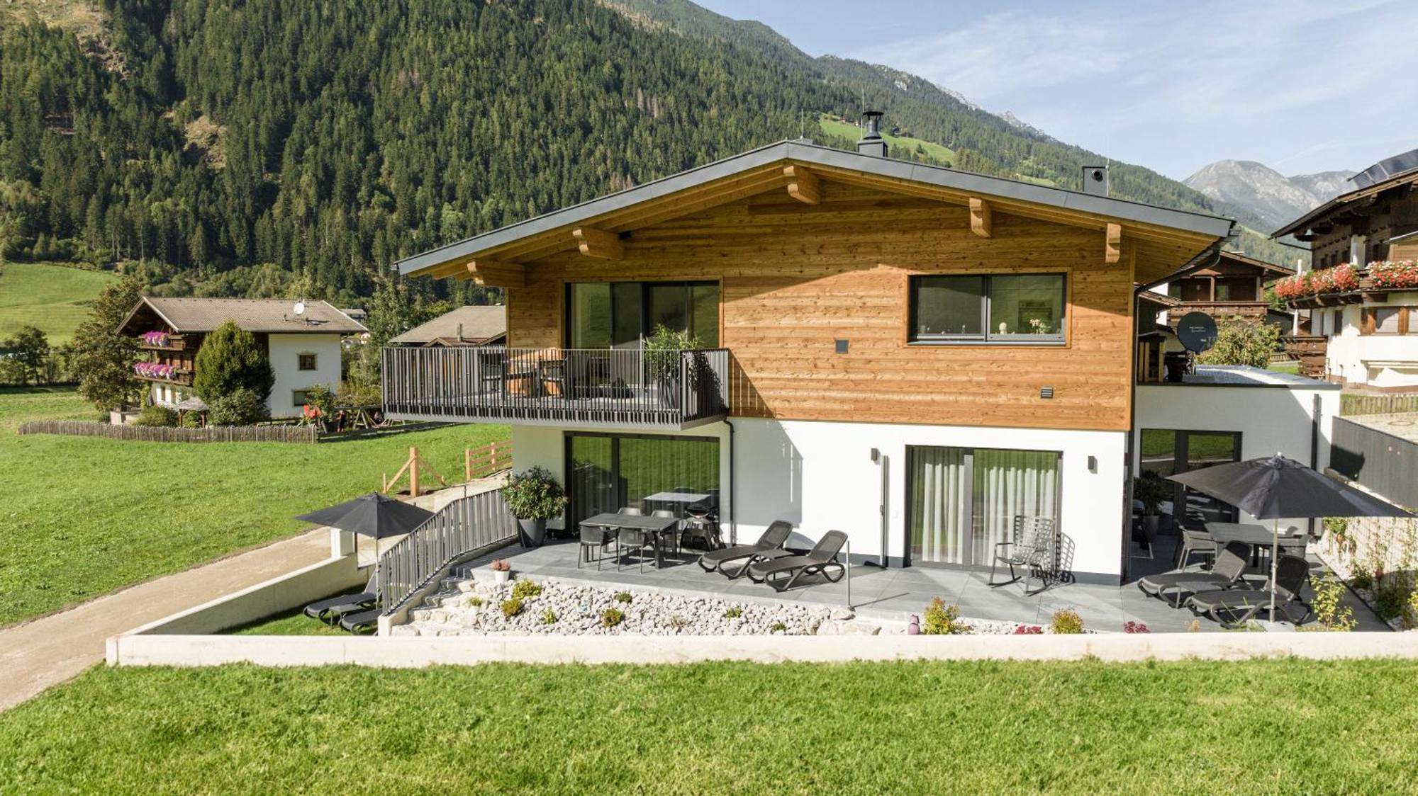 Bergmadl Apartments Neustift im Stubaital Buitenkant foto